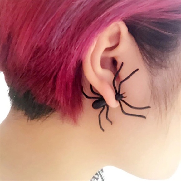 Jewelry - Single Large 3D Spider Earring